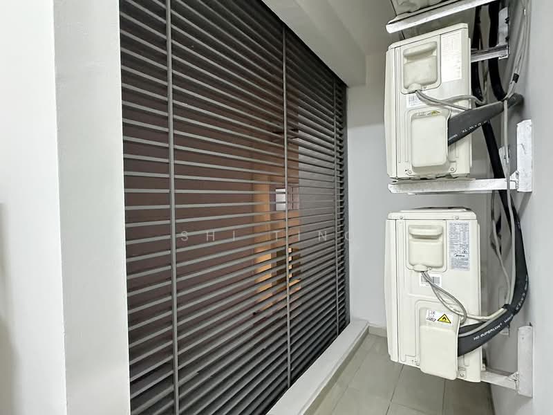 Apartment for Sale at Molek Pine 3 - Shi Ting - Balcony - PropertyGuru.com.my