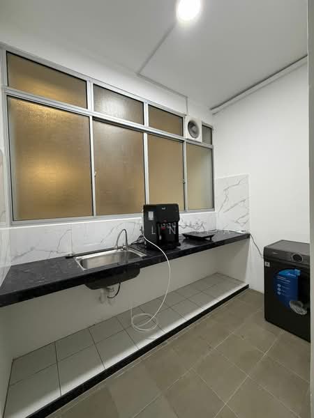 Kondominium untuk Disewa di Platinum OUG Residence - Lincoln Tan - Kitchen - PropertyGuru.com.my