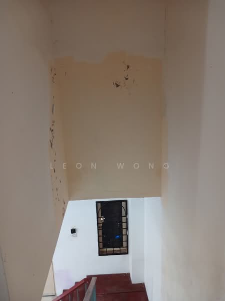 Rumah Teres untuk Dijual di Rawang (Selangor) - LEON WONG - Corridor - PropertyGuru.com.my