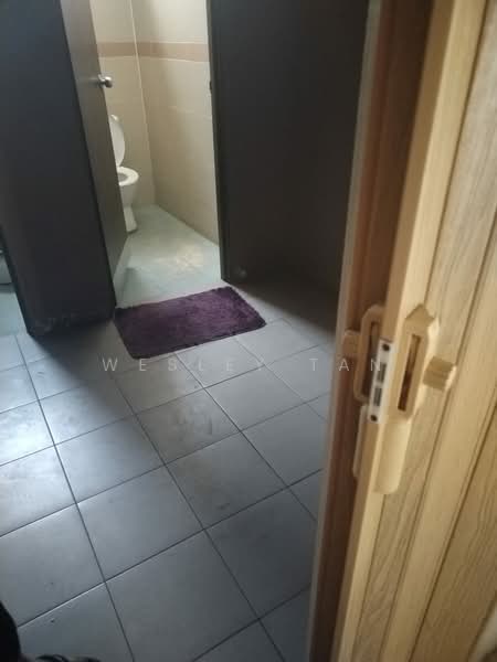 Shop for Sale in Taman Merdeka Permai (Batu Berendam) - Wesley Tan - Bathroom - PropertyGuru.com.my