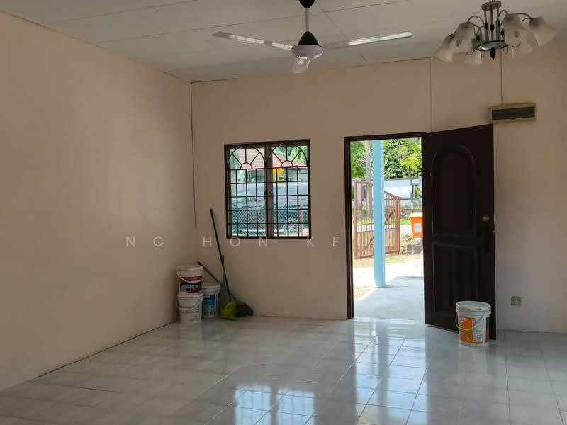 Bungalow for Sale in Serendah (Selangor) - Ng Hon Keong - Living Room - PropertyGuru.com.my