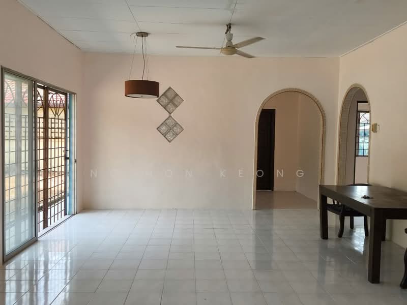 Bungalow for Sale in Serendah (Selangor) - Ng Hon Keong - Living Room - PropertyGuru.com.my