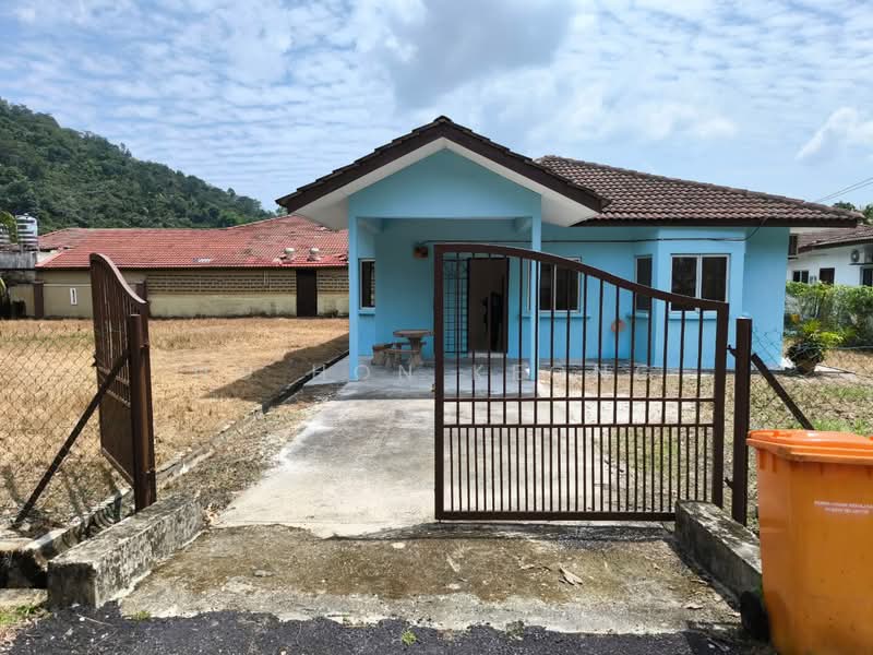 Bungalow for Sale in Serendah (Selangor) - Ng Hon Keong - Exterior - PropertyGuru.com.my