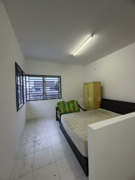 Rumah Teres 2.5 Tingkat untuk Dijual di Taman Scientex Pasir Gudang (Pasir Gudang) - Joyce Ong - Bedroom - PropertyGuru.com.my