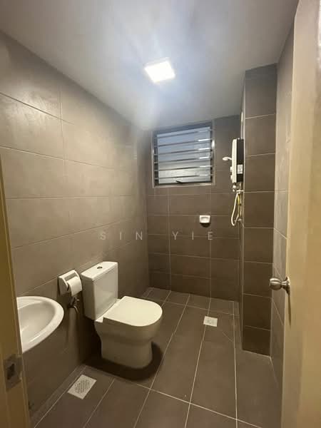 Servis Apartment untuk Disewa di ARC @ Austin Hills - Sin Yie - Bathroom - PropertyGuru.com.my