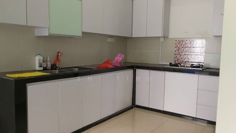 Cluster House for Sale in Taman Adda Heights (Tebrau) - Shi Ting - Kitchen - PropertyGuru.com.my