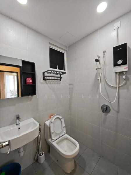 Service Residence for Rent at TRELLIS RESIDENCES - Alanis Lee - Bathroom - PropertyGuru.com.my