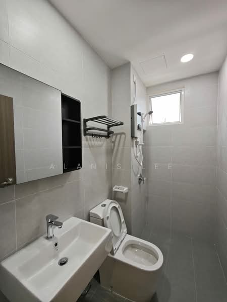 Service Residence for Rent at TRELLIS RESIDENCES - Alanis Lee - Bathroom - PropertyGuru.com.my