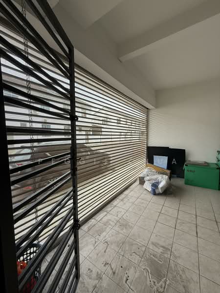 Rumah Teres 2 Tingkat untuk Dijual di Setia Tropika (Johor Bahru) - Peggie Chua - PropertyGuru.com.my