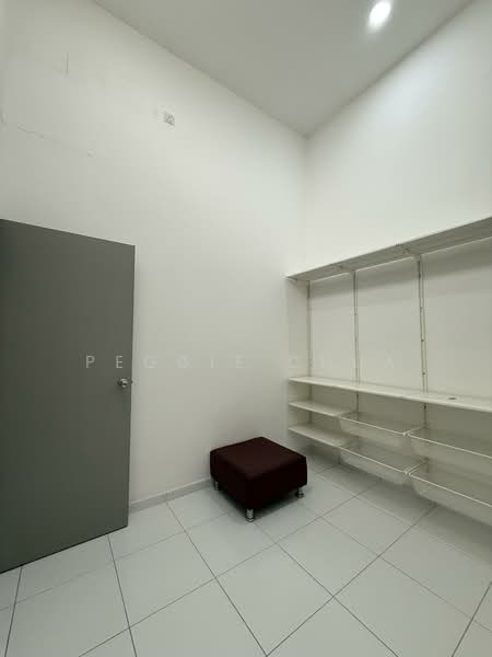 Rumah Teres 2 Tingkat untuk Dijual di Setia Tropika (Johor Bahru) - Peggie Chua - PropertyGuru.com.my