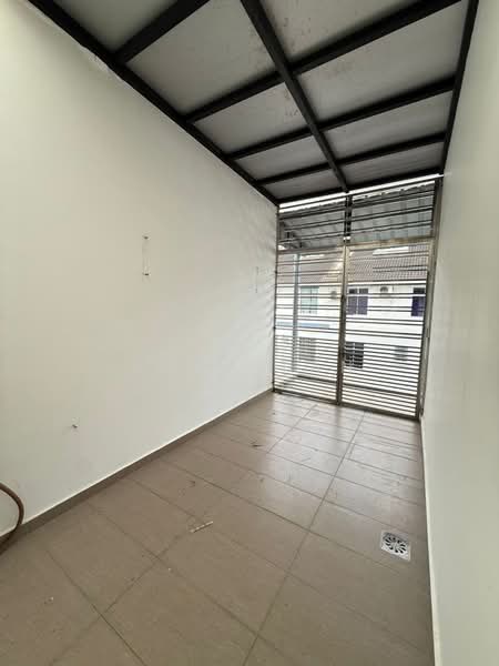 2-storey Terraced House for Sale in Setia Tropika (Johor Bahru) - June Tan - Balcony - PropertyGuru.com.my