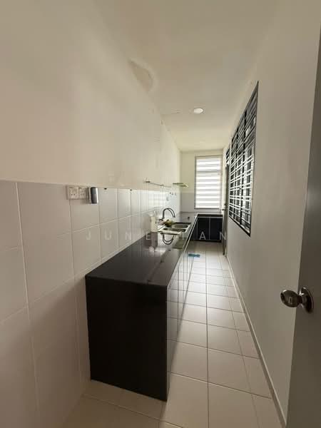 2-storey Terraced House for Sale in Setia Tropika (Johor Bahru) - June Tan - Kitchen - PropertyGuru.com.my