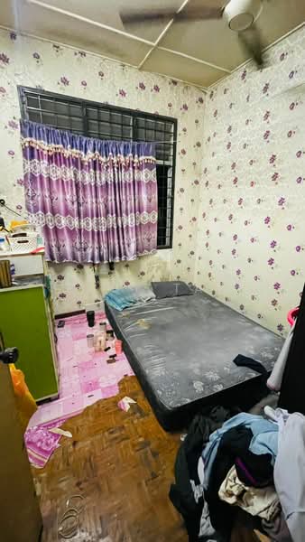 Rumah Teres 2 Tingkat untuk Dijual di Taman Bukit Kempas (Tampoi) - Ruby Tan - Bedroom - PropertyGuru.com.my