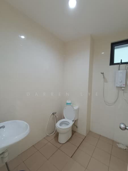 Servis Apartment untuk Disewa di Mahkota Impian - Darren Lye - Bathroom - PropertyGuru.com.my