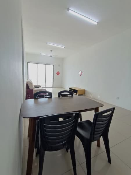 Servis Apartment untuk Disewa di Mahkota Impian - Darren Lye - Dining Room - PropertyGuru.com.my