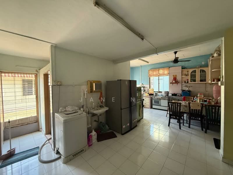 1.5-storey Terraced House for Sale in Taman Chai Leng (Perai) - Jane Ng - Kitchen - PropertyGuru.com.my