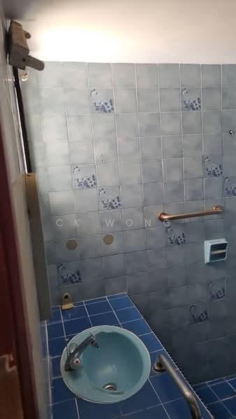 2-storey Terraced House for Sale in Taman Sri Watan (Ampang) - CK Wong - Bathroom - PropertyGuru.com.my