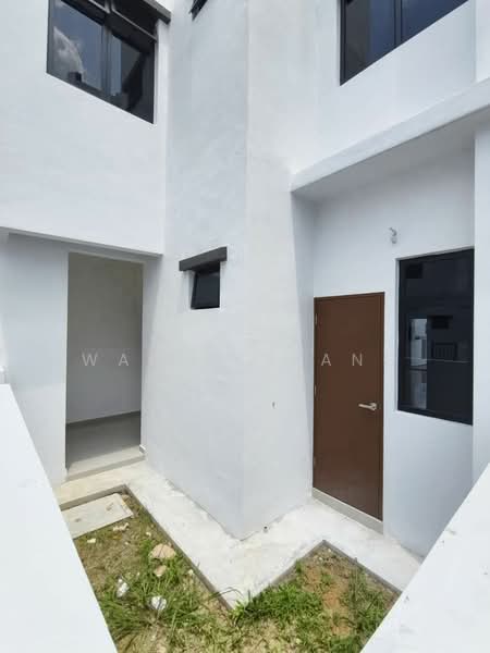 Rumah Teres 2 Tingkat untuk Dijual di Bandar Dato Onn (Tebrau) - Wallace Ang - Exterior - PropertyGuru.com.my