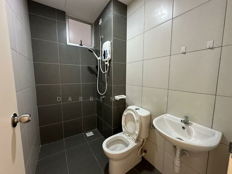 Pangsapuri untuk Dijual di Sierra Heights (Residensi Siera Perdana) - Darren Chua - Bathroom - PropertyGuru.com.my