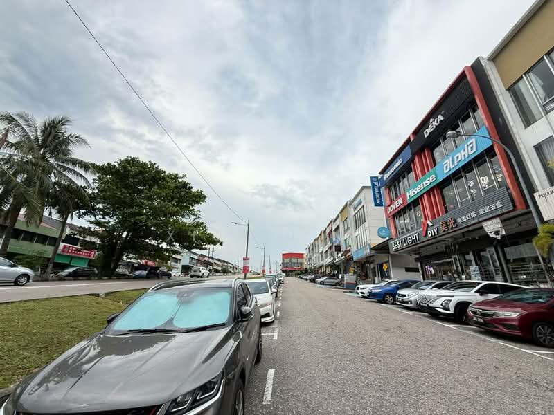 Shop / Office for Sale in Taman Ungku Tun Aminah (Skudai) - Xiuxiu Ng - Exterior - PropertyGuru.com.my