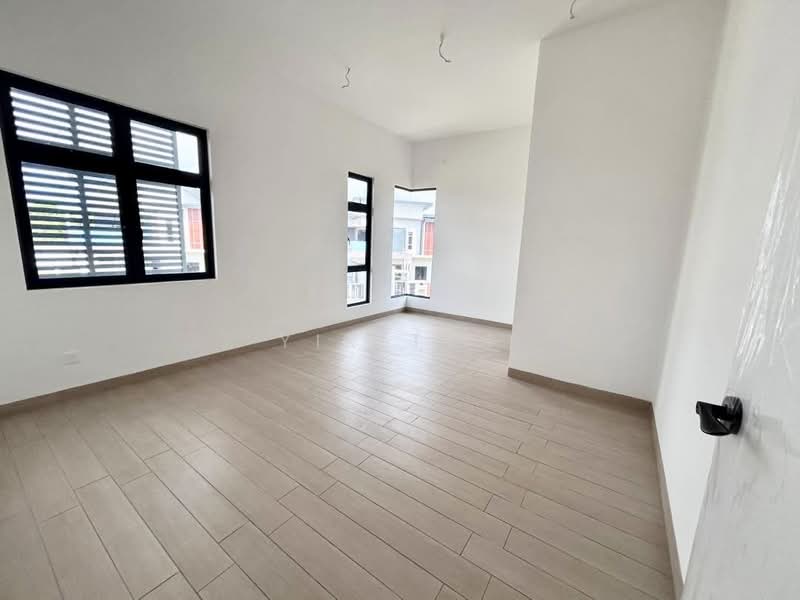 Rumah Berkembar untuk Dijual di Bandar Uda Utama (Johor Bahru) - Yik Tat - PropertyGuru.com.my