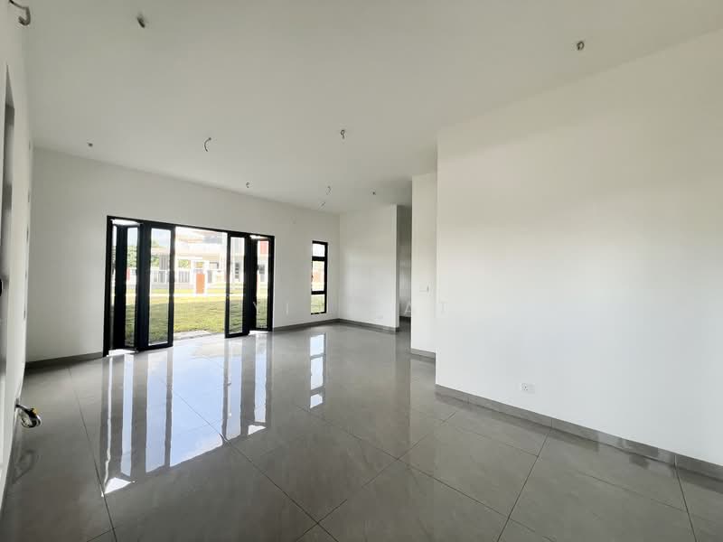 Rumah Berkembar untuk Dijual di Bandar Uda Utama (Johor Bahru) - Yik Tat - PropertyGuru.com.my