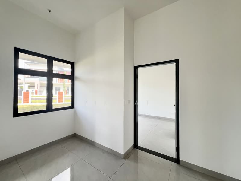 Rumah Berkembar untuk Dijual di Bandar Uda Utama (Johor Bahru) - Yik Tat - PropertyGuru.com.my