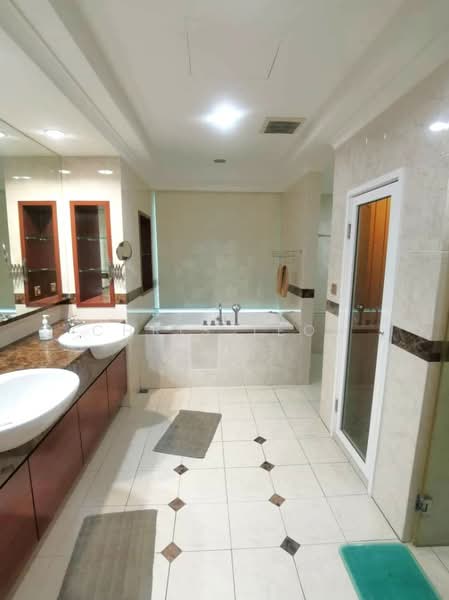 Condominium for Rent at The Cove Condominium - Chris Teoh - Bathroom - PropertyGuru.com.my