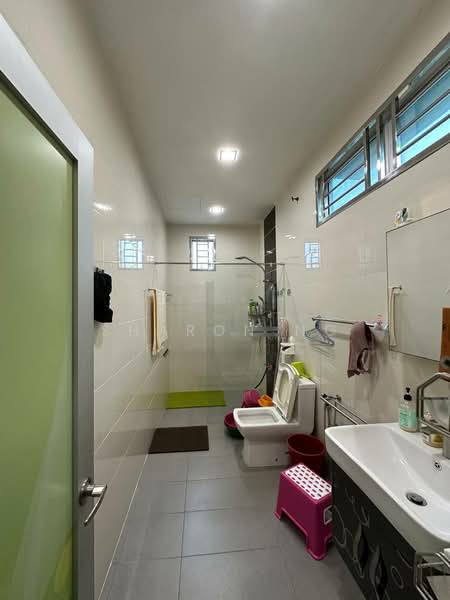 2-storey Terraced House for Sale in Nusa Sentral (Iskandar Puteri (Nusajaya)) - Sharon Ng - Bathroom - PropertyGuru.com.my