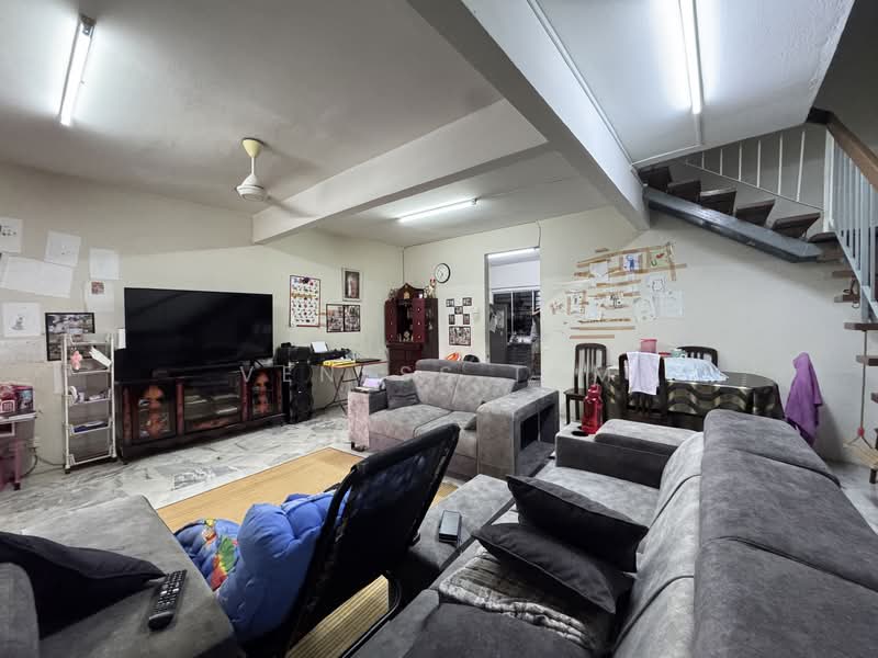 2-storey Terraced House for Sale in Pandan Perdana (Ampang) - Veness Tam - Living Room - PropertyGuru.com.my