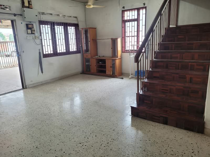 Rumah Teres 2 Tingkat untuk Dijual di Pandamaran (Klang) - Kimmy Yeoh - Living Room - PropertyGuru.com.my