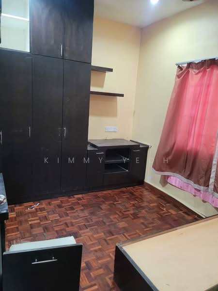 Rumah Teres 2 Tingkat untuk Dijual di Pandamaran (Klang) - Kimmy Yeoh - 1sr floor Master room - PropertyGuru.com.my
