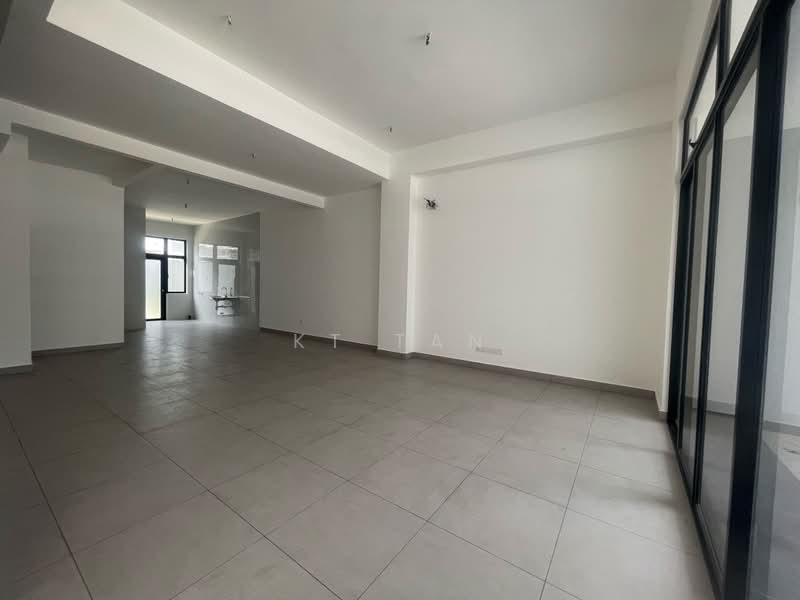 2-storey Terraced House for Sale in Taman Mount Austin (Tebrau) - KT Tan - Interior - PropertyGuru.com.my