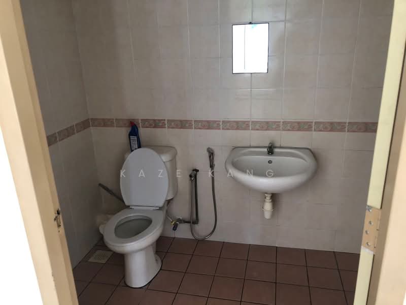 Condominium for Sale at Putra Place Condominium - Kaze Kang - PropertyGuru.com.my