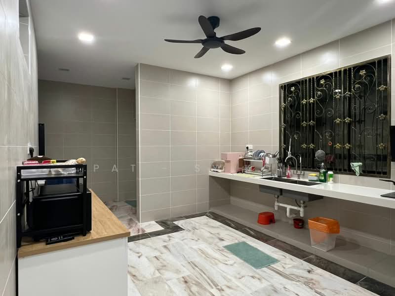 Semi-Detached House for Sale in Taman Segar Perdana (Cheras) - Pat - Sy Koh - Kitchen - PropertyGuru.com.my