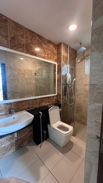 Servis Apartment untuk Dijual di Paragon Residences @ Straits View - Shi Ting - Bathroom - PropertyGuru.com.my