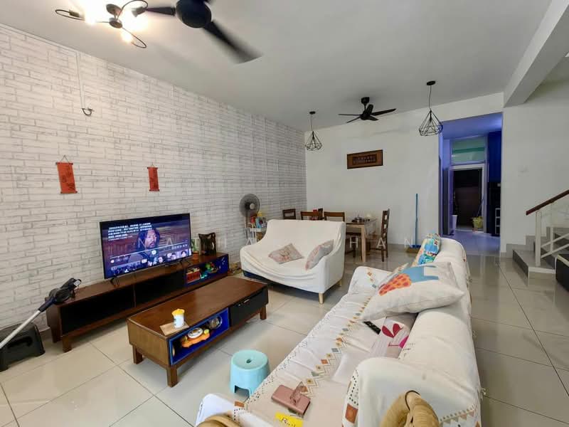 Rumah Teres 2 Tingkat untuk Dijual di Taman Seri Austin (Tebrau) - Nathan Chan - PropertyGuru.com.my