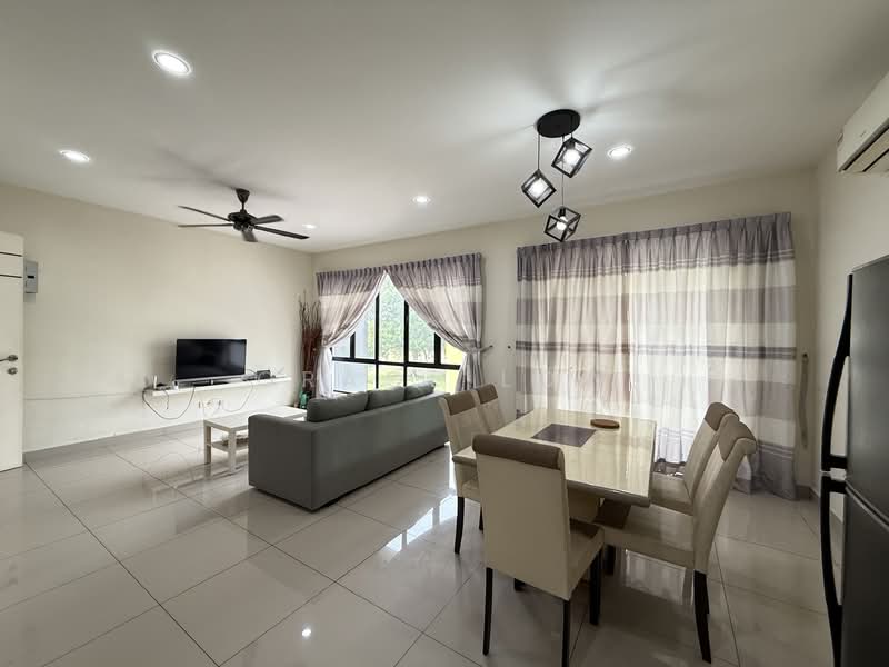 Pangsapuri untuk Dijual di Impian Senibong Residences - Grace Low - Living Room - PropertyGuru.com.my