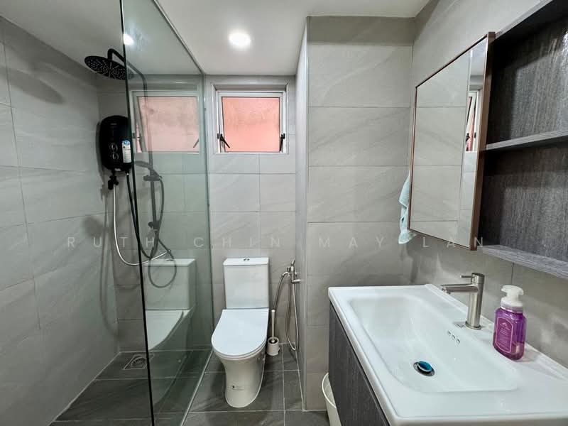Condominium for Rent at Mont Kiara Bayu - Ruth Chin May Lan - Bathroom - PropertyGuru.com.my