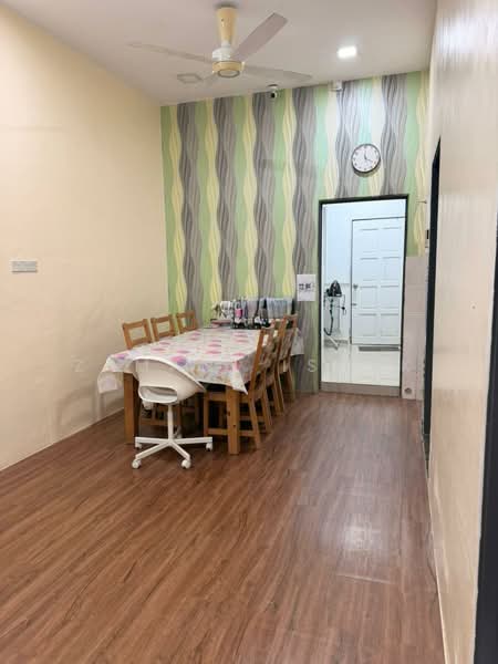 Terraced House for Sale in Klang (Selangor) - Zamani Ishak - Dining Room - PropertyGuru.com.my
