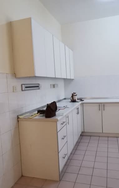 2-storey Terraced House for Rent in Sunway Damansara (Kota Damansara) - Yu Mai Lee - Kitchen - PropertyGuru.com.my