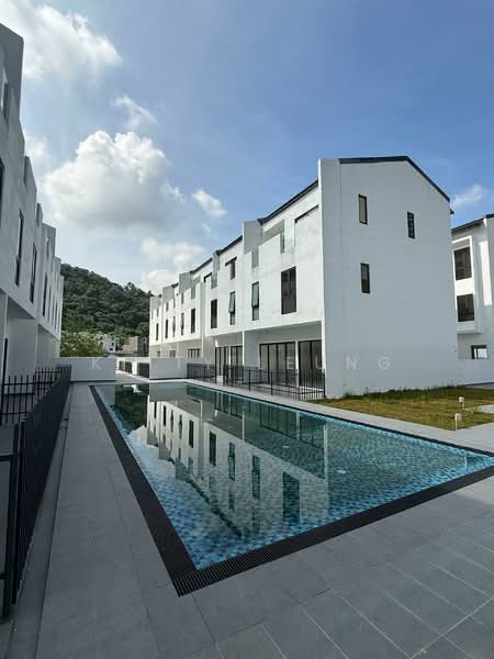 3.5-storey Terraced House for Rent in Damansara Perdana (Selangor) - Kitty Leung - Exterior - PropertyGuru.com.my