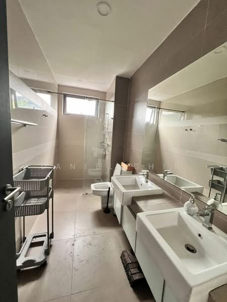 Kondominium untuk Disewa di 16 Quartz Sky Villa - Daniel Chin - Bathroom - PropertyGuru.com.my