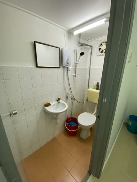 Shop / Office for Rent in Bandar Menjalara (Kuala Lumpur) - Jenson Toh - Bathroom - PropertyGuru.com.my