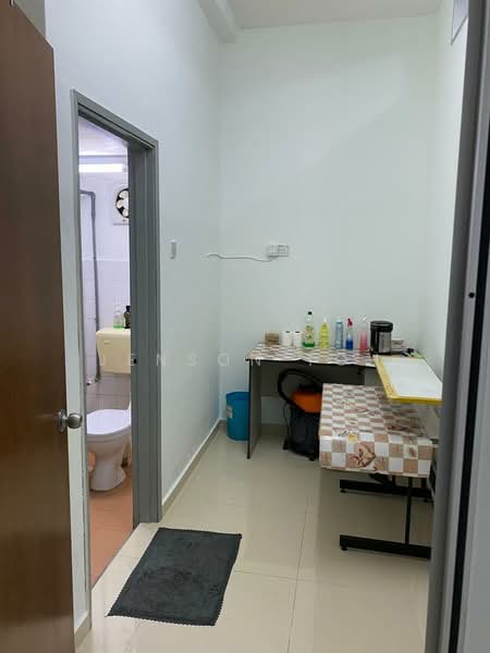 Shop / Office for Rent in Bandar Menjalara (Kuala Lumpur) - Jenson Toh - Bathroom - PropertyGuru.com.my