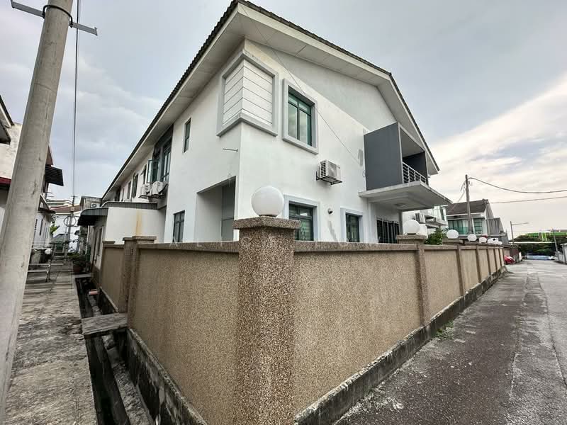 2-storey Terraced House for Sale in Saujana Rawang (Rawang) - Alice Low - Exterior - PropertyGuru.com.my