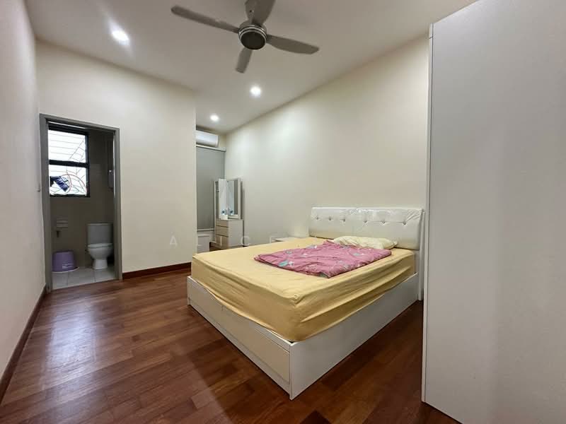 2-storey Terraced House for Sale in Saujana Rawang (Rawang) - Alice Low - Bedroom - PropertyGuru.com.my