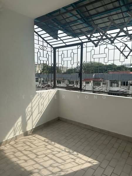 Shop / Office for Rent in Taman Desa (Kuala Lumpur) - Esther Yong - Balcony - PropertyGuru.com.my