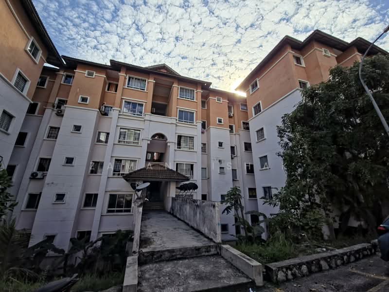 Pangsapuri untuk Dijual di Astana Alam Apartment 3 - Zamani Ishak - Exterior - PropertyGuru.com.my