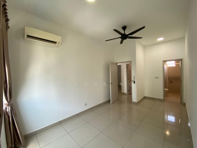 Service Residence for Rent at Meridin Bayvue Serviced Apartment - Elunna Ng - Interior - PropertyGuru.com.my